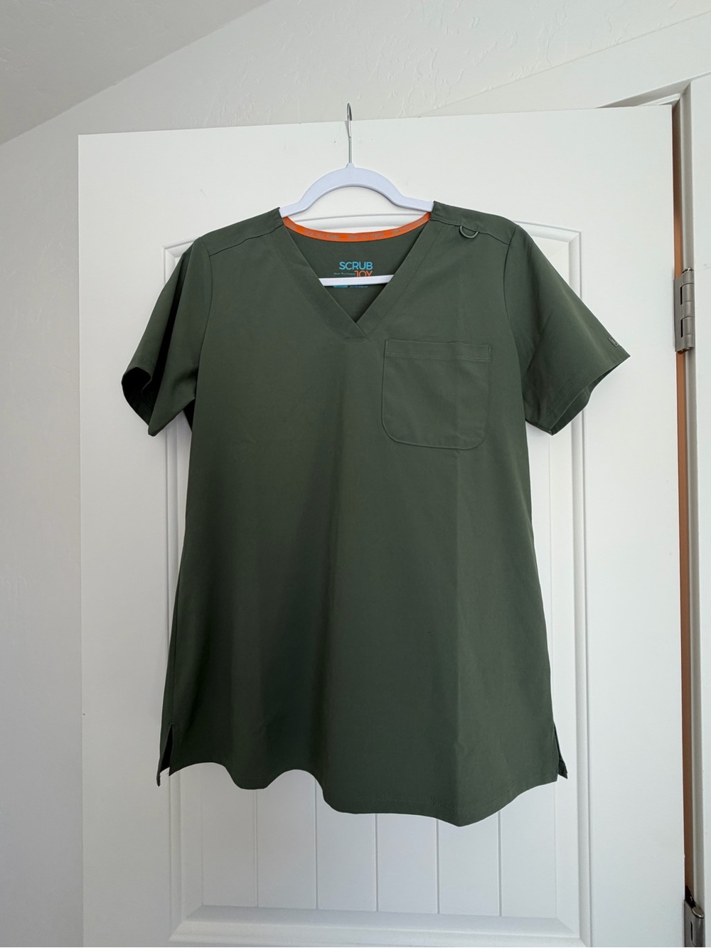 Scrub Joy women’s set
